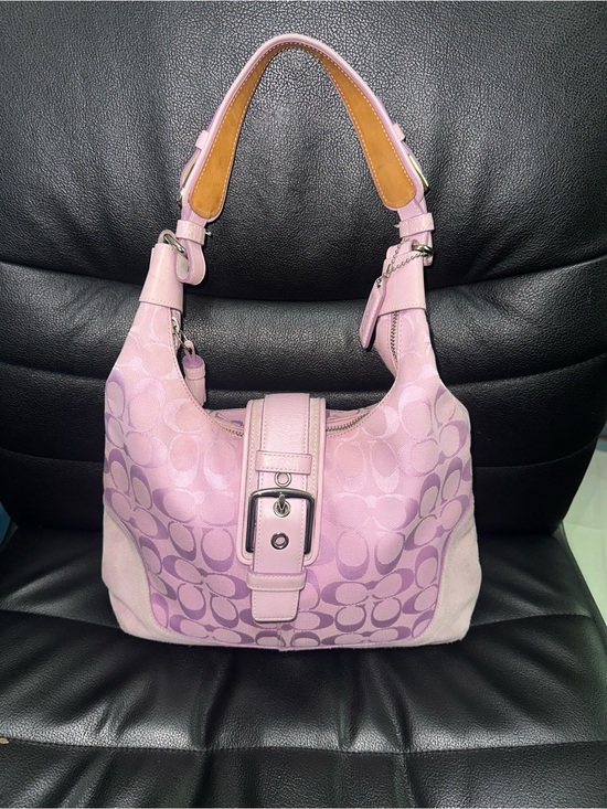 Coach Handbags - Coach Vintage Signature Hobo Shoulder Bag C6824